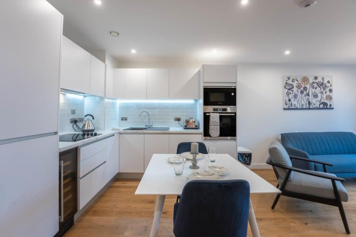 Lovely 1 Bedroom Apartment In Central Location Μπέρμιγχαμ Εξωτερικό φωτογραφία