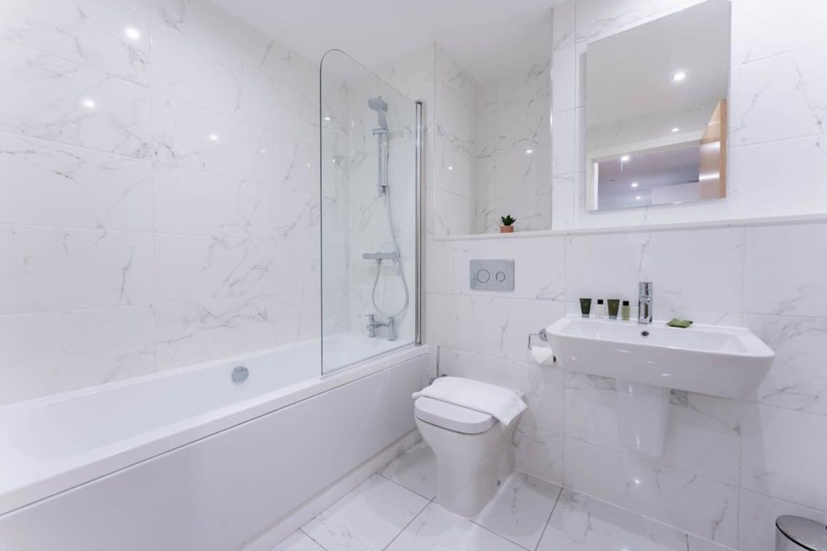 Lovely 1 Bedroom Apartment In Central Location Μπέρμιγχαμ Εξωτερικό φωτογραφία