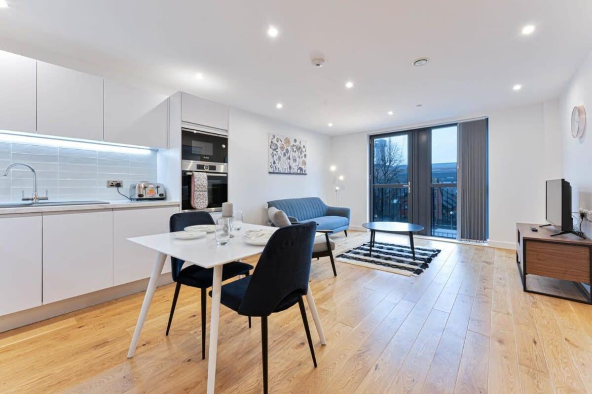Lovely 1 Bedroom Apartment In Central Location Μπέρμιγχαμ Εξωτερικό φωτογραφία